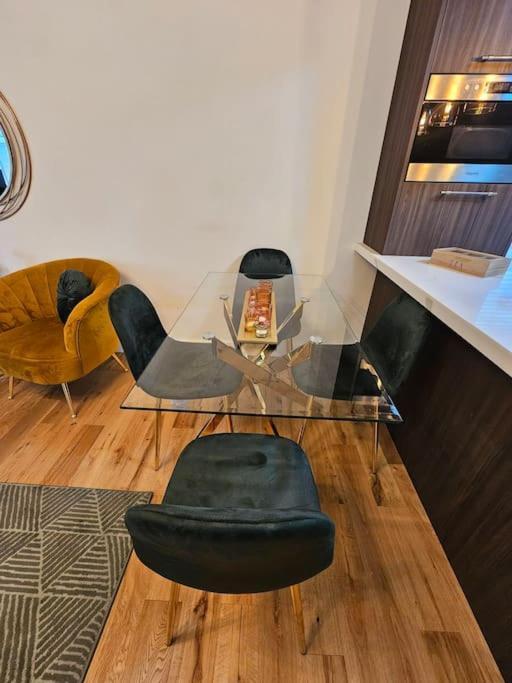 Comfortable Two Bedroom Flat Hove Exterior foto